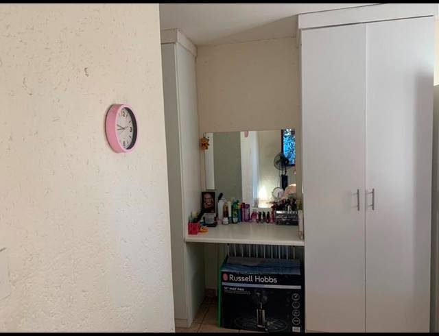 1 BEDROOM TOWNHOUSE FOR SALE IN MORNINGSIDE
